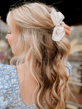 Load image into Gallery viewer, Chiffon Bow hair clip