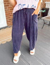 Load image into Gallery viewer, O + H Diana Chambray Joggers - Egg Plant