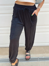 Load image into Gallery viewer, To Live & Love In Joggers