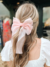 Load image into Gallery viewer, Next to you pink bow barrette
