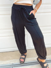 Load image into Gallery viewer, To Live & Love In Joggers