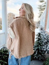 Load image into Gallery viewer, Fuzzy Feels Vest | Mocha