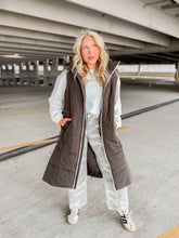 Load image into Gallery viewer, On The Go Longline Puffer Vest | Black