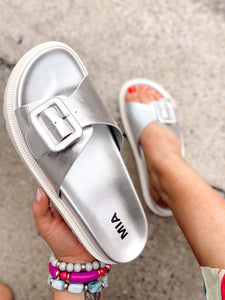 GYA silver sandal