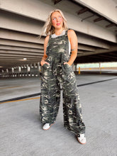 Load image into Gallery viewer, Get Ahead Camo Jumper