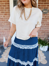 Load image into Gallery viewer, Simple Moments Tee | Alpaca