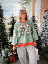 Load image into Gallery viewer, Be Merry Pullover