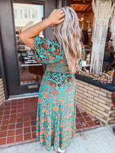 Load image into Gallery viewer, Anna Velvet Burnout Maxi | Emerald