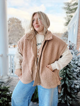 Load image into Gallery viewer, Fuzzy Feels Vest | Mocha