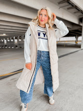 Load image into Gallery viewer, On The Go Longline Puffer Vest | Sand