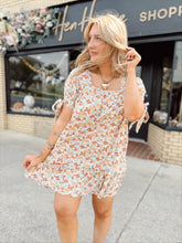 Load image into Gallery viewer, Vanna Floral Dress