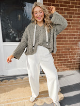 Load image into Gallery viewer, POL Amanda Hoodie Sweater