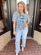 Load image into Gallery viewer, Bows and Blooms Blouse