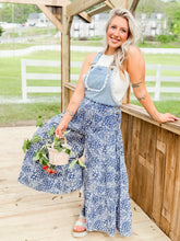 Load image into Gallery viewer, Cowgirls Don&#39;t Cry Jumper