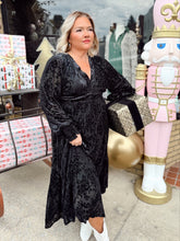 Load image into Gallery viewer, Know Me By Now Velvet Maxi | Black