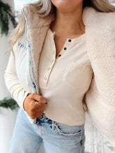 Load image into Gallery viewer, Catch Me If You Can Vest