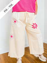 Load image into Gallery viewer, Curvy | Daisy Mae Pants