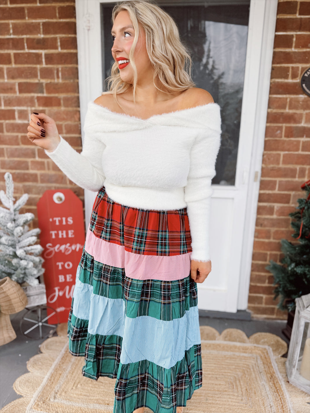 Off The Shoulder Details Sweater | Cream