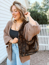 Load image into Gallery viewer, Cecelia Leopard Hobo Bag