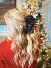 Load image into Gallery viewer, Satin Bow Claw Clip | Black