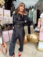 Load image into Gallery viewer, Midnight Under Mistletoe Jumper - Black