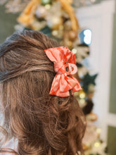 Load image into Gallery viewer, Mini Satin Bow Clip