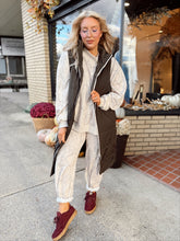 Load image into Gallery viewer, On The Go Longline Puffer Vest | Black
