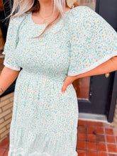 Load image into Gallery viewer, Daisy Mae Maxi Dress - Green