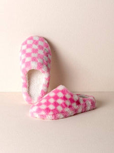 The Alice pink checkered slippers