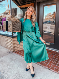 Holiday Date Midi Dress in Emerald Holiday Date Midi Dress in Emerald