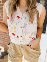 Load image into Gallery viewer, Great Delight Floral Sweater Tank