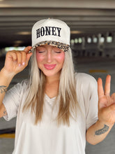 Load image into Gallery viewer, HONEY baseball cap | Leopard