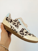 Load image into Gallery viewer, Kyla Baby Leopard Sneaker