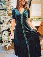 Load image into Gallery viewer, Holiday House Velvet Maxi | Emerald