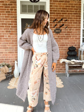 Load image into Gallery viewer, Vintage Rose Barrel Jeans