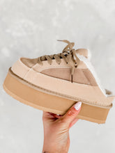 Load image into Gallery viewer, Tarren Platform Sneaker Slide