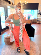 Load image into Gallery viewer, Quinn Who? Everyday Pant | Melon