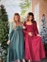 Load image into Gallery viewer, Meet Me Under Mistletoe Maxi | Evergreen