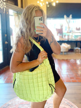 Load image into Gallery viewer, On the move quilted bag - Lime