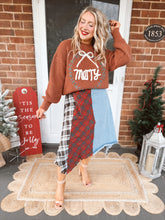 Load image into Gallery viewer, Make The Cut Skirt