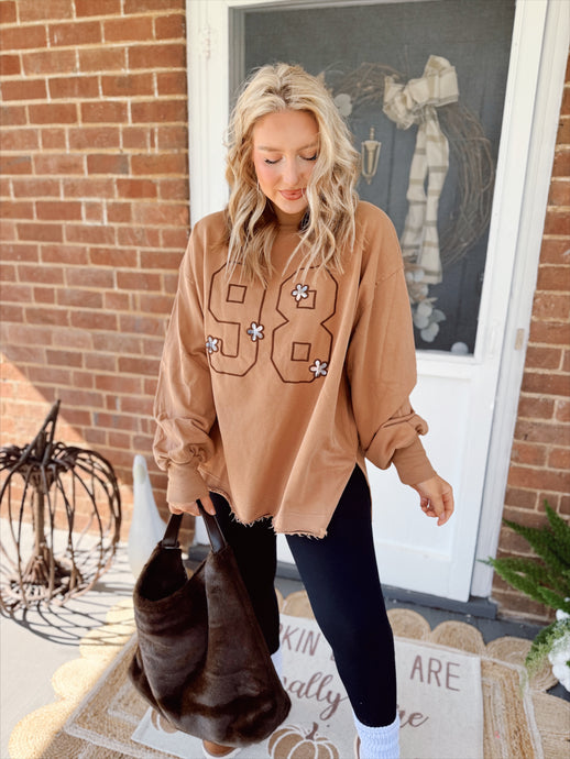 Root For You Pullover | Camel