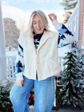Load image into Gallery viewer, Snowshoe Sweater