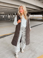 Load image into Gallery viewer, On The Go Longline Puffer Vest | Black