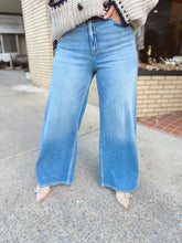 Load image into Gallery viewer, In Charge Wide Leg Jeans