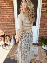 Load image into Gallery viewer, Something in The Wind Duster | Taupe