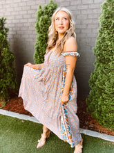 Load image into Gallery viewer, Downtown Beauty Maxi Dress