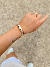 Load image into Gallery viewer, Final Touch Stretch Bangle | Pearl