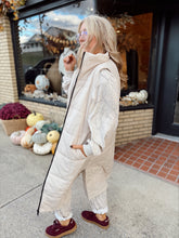 Load image into Gallery viewer, On The Go Longline Puffer Vest | Sand