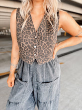 Load image into Gallery viewer, Chic Moves Animal Print Vest | Brown