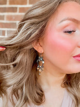 Load image into Gallery viewer, Flutter Time Earrings